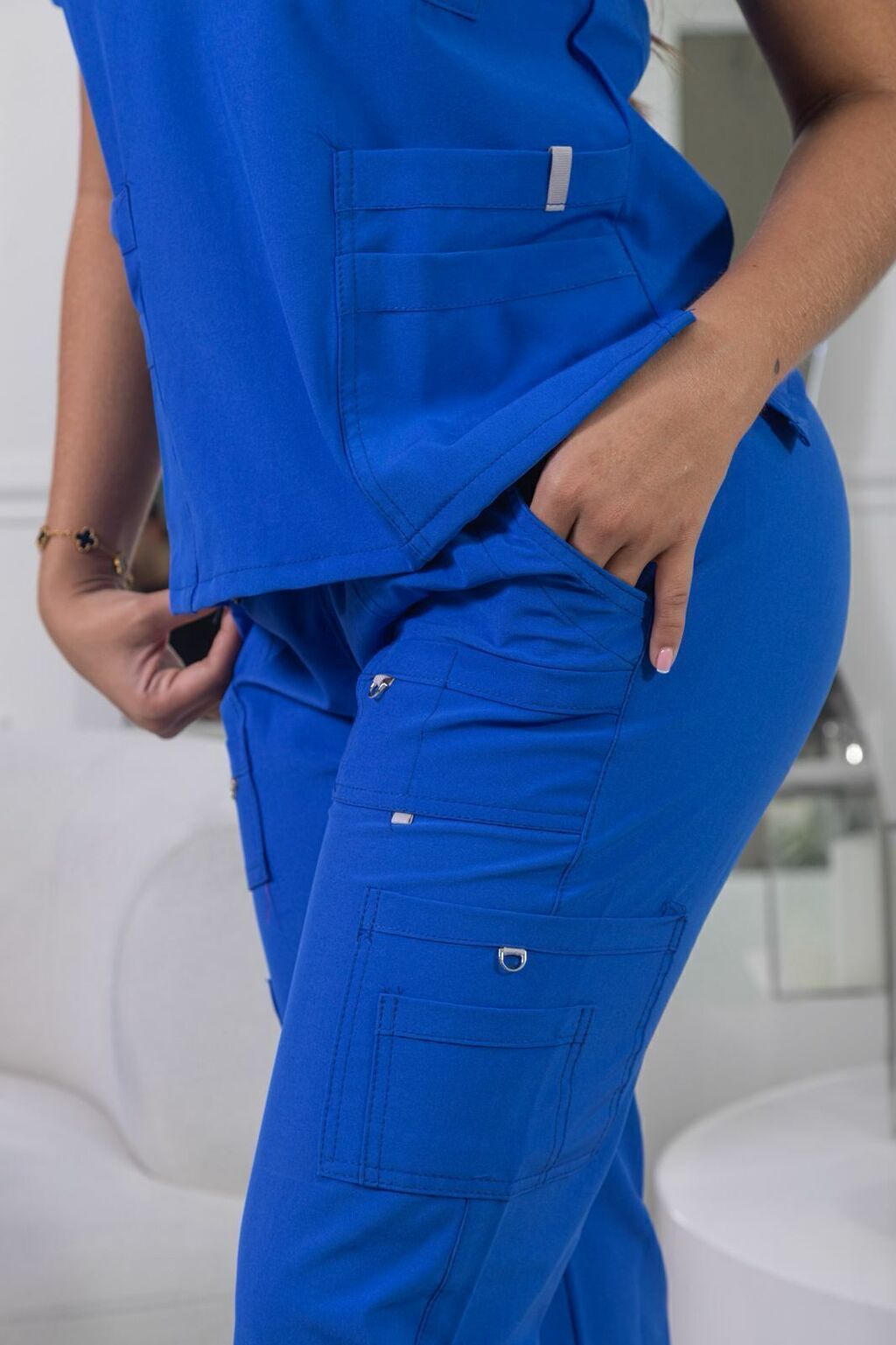 Uniforme Azul rey con detalles - Premium licrado