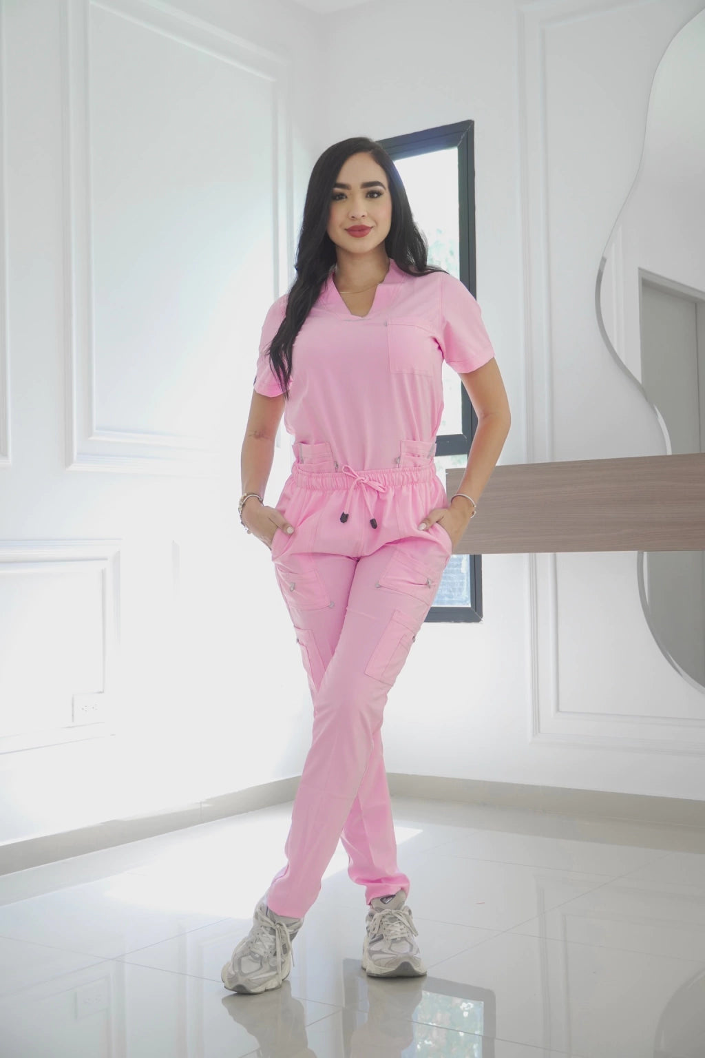 Uniforme Rosado con detalles - Premium licrado