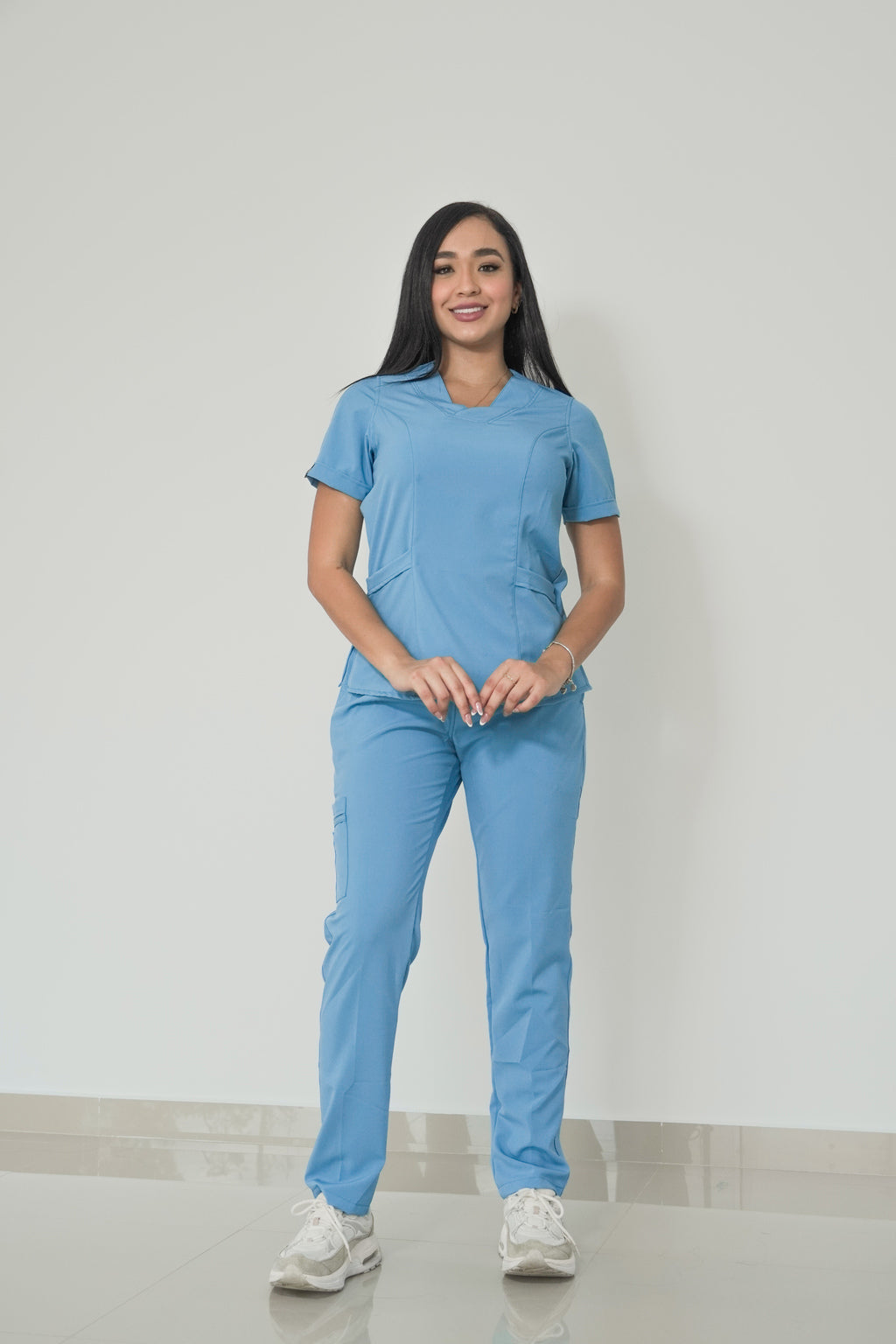 Uniforme Celeste bebe - Antifluido licrado