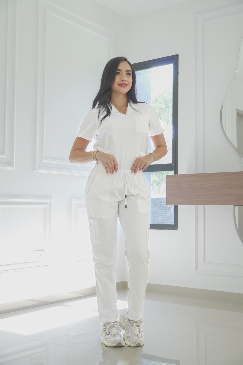 Uniforme Blanco perla con detalles - Algodón semilicrado
