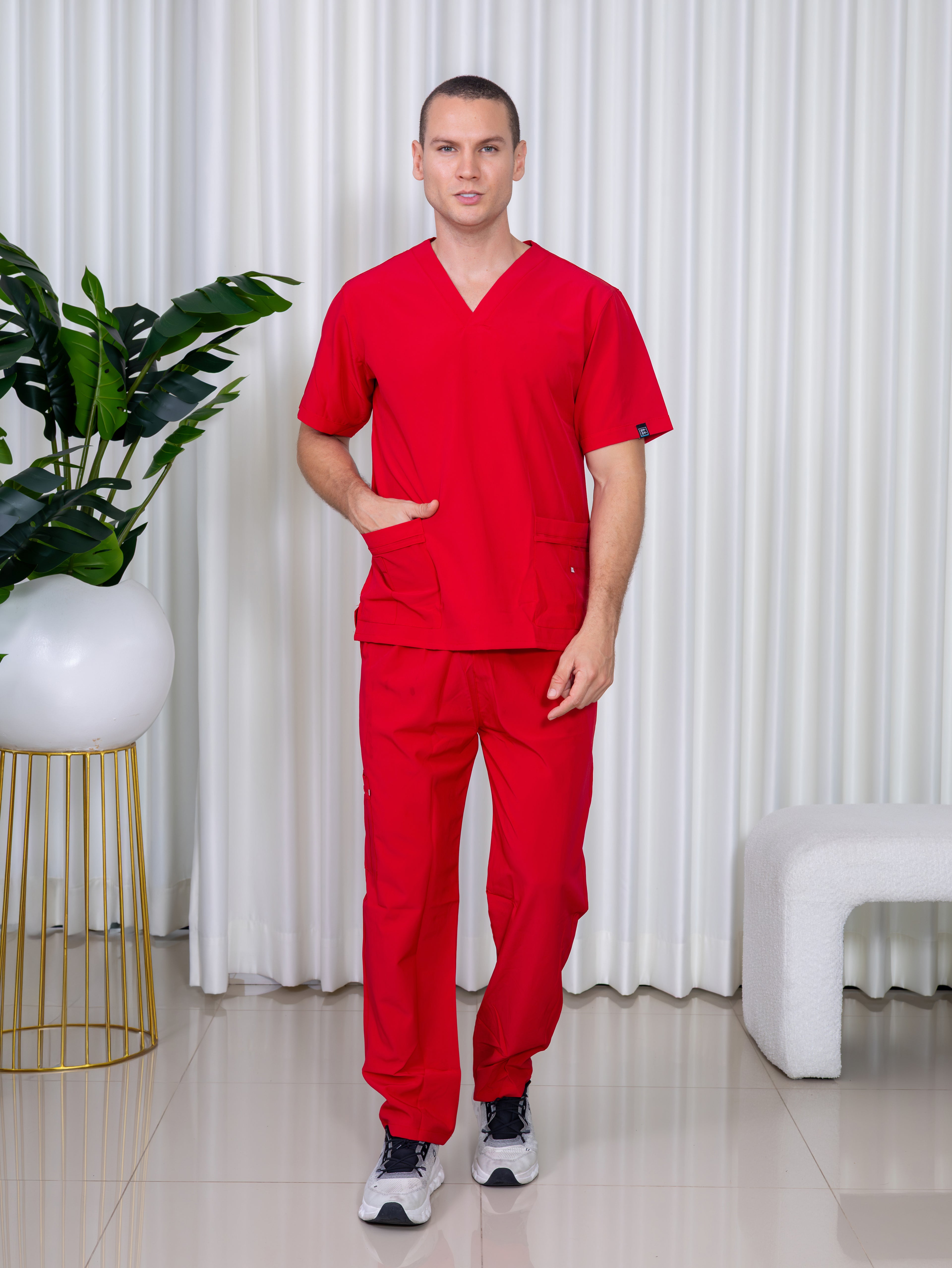 Uniforme Rojo - Antifluido licrado