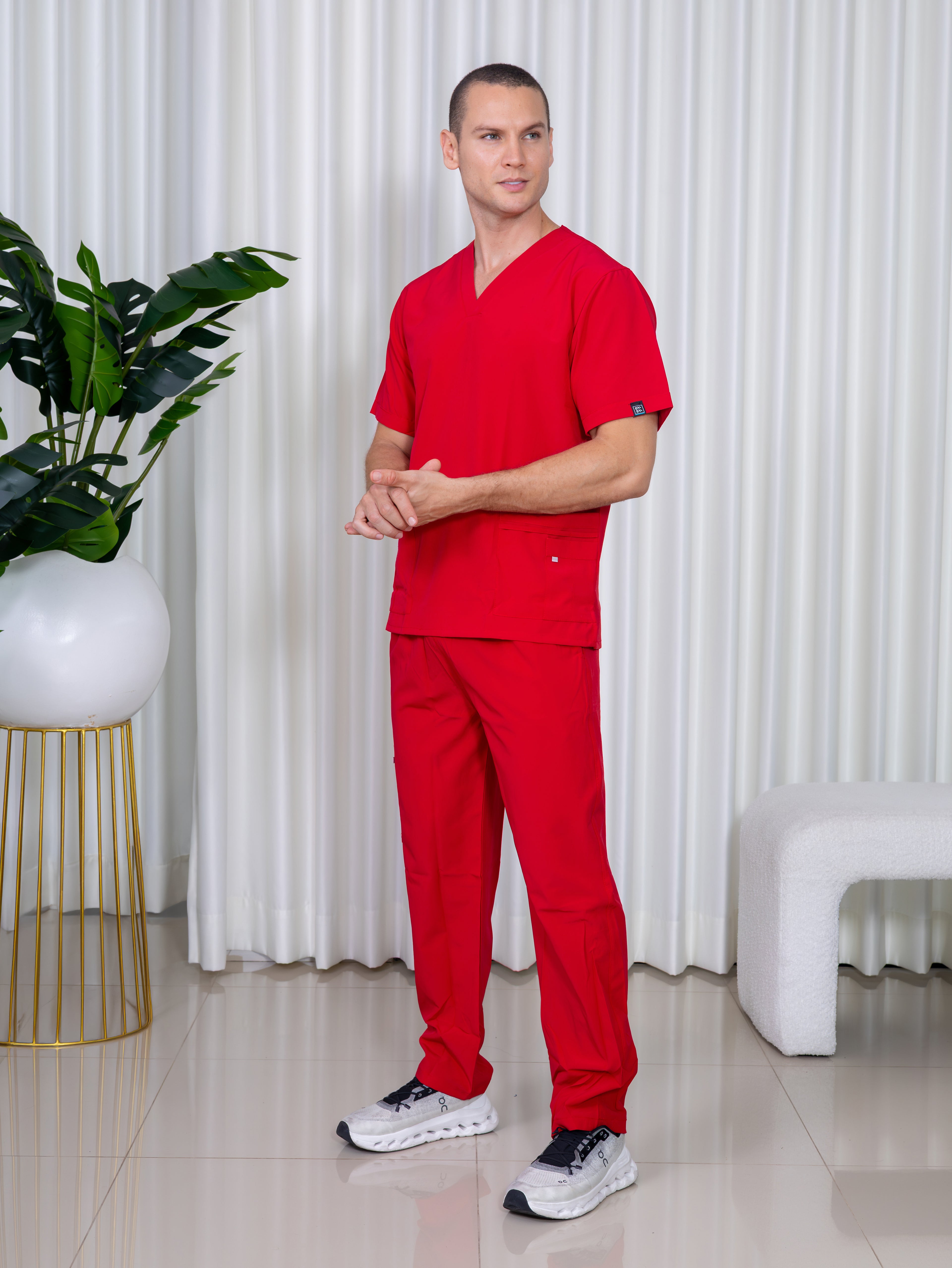 Uniforme Rojo - Antifluido licrado