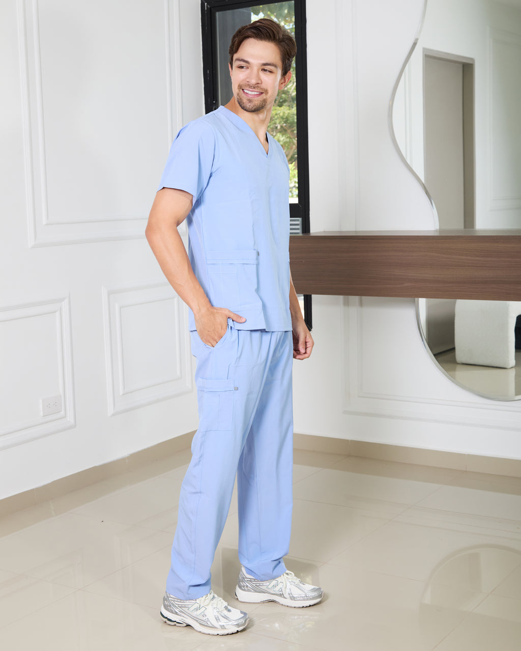 Uniforme Celeste - Antifluido licrado