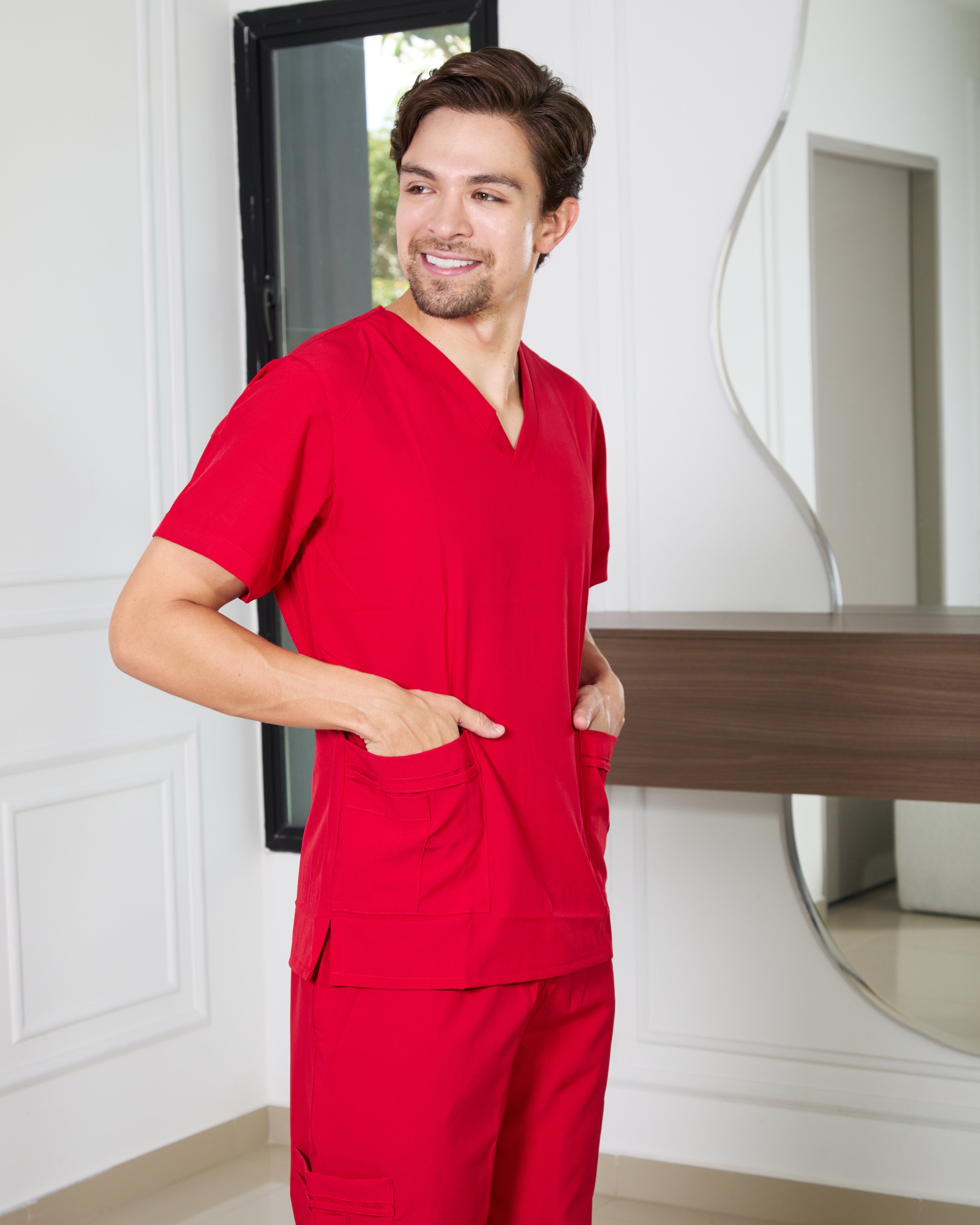 Uniforme Rojo - Antifluido Licrado