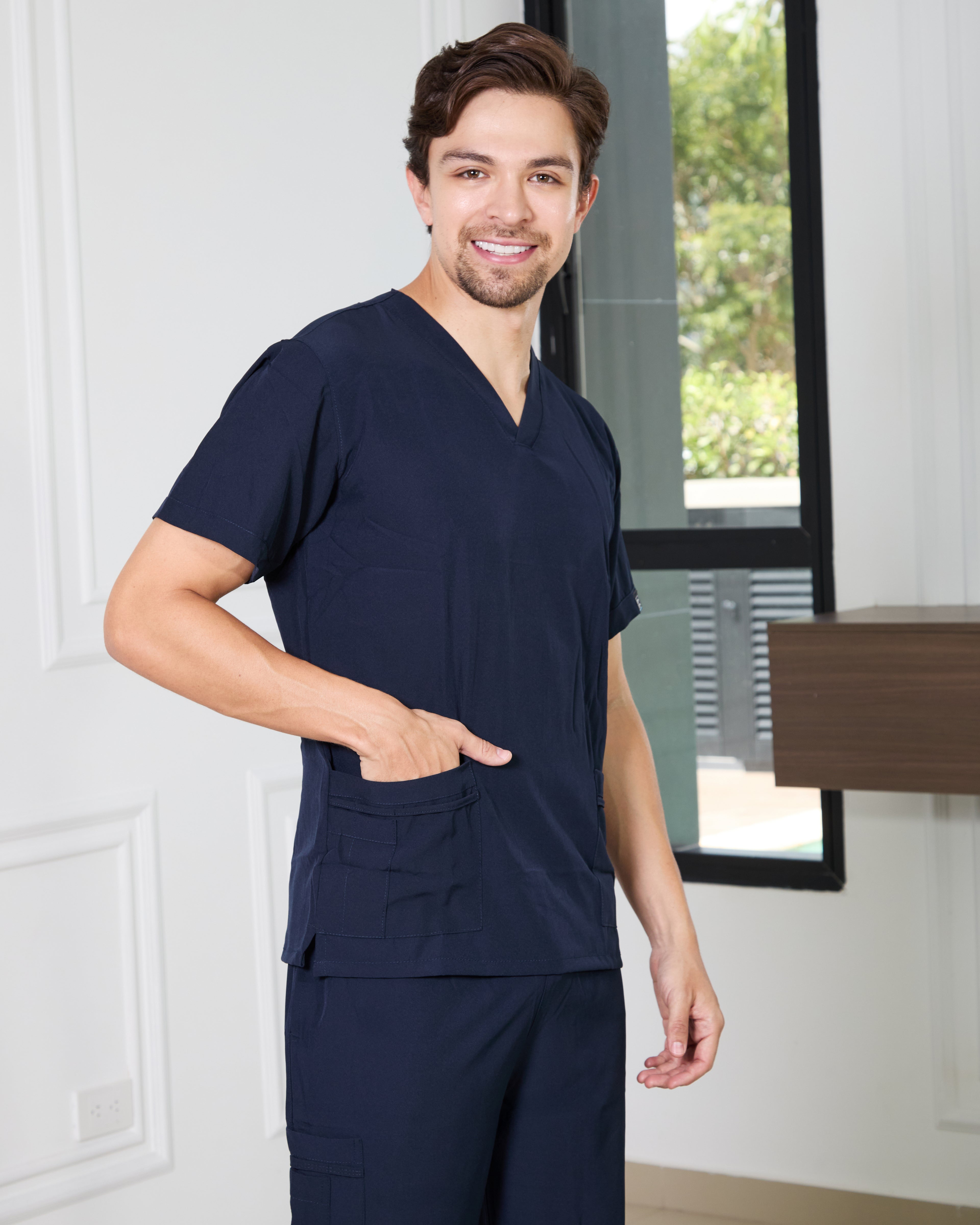 Uniforme Azul oscuro - Antifluido licrado
