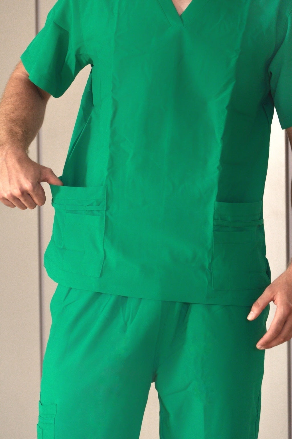 Uniforme Verde cali - Antifluido licrado