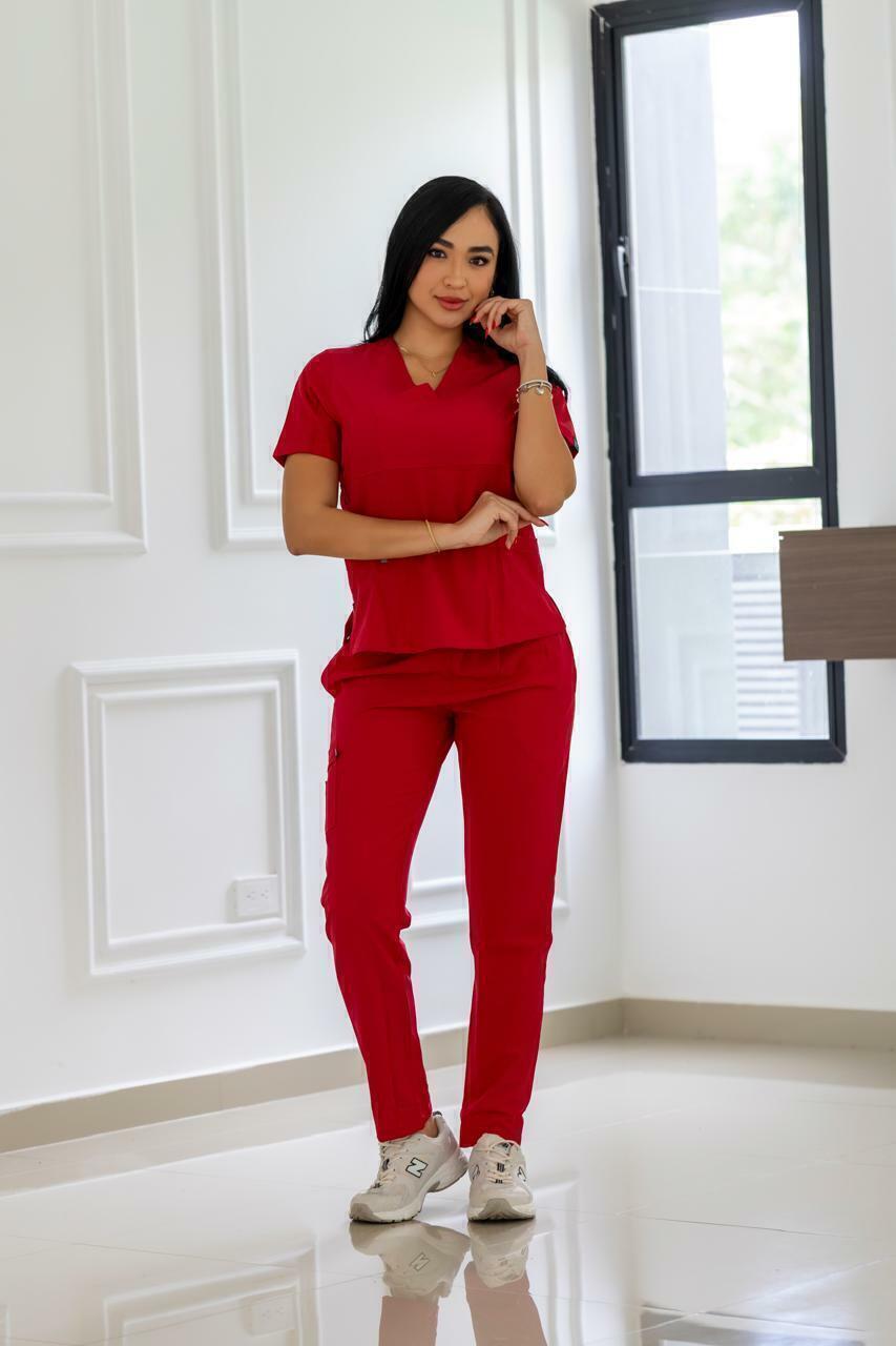 Uniforme Rojo Cereza - Antifluido licrado